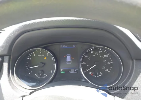 2018 Nissan Rogue S z USA, uszkodzony, nr VIN 5N1AT2MT2JC787041